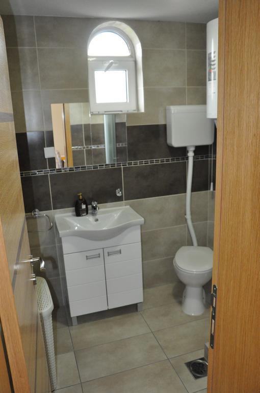 Aria Apartmani Vrdnik Exterior photo
